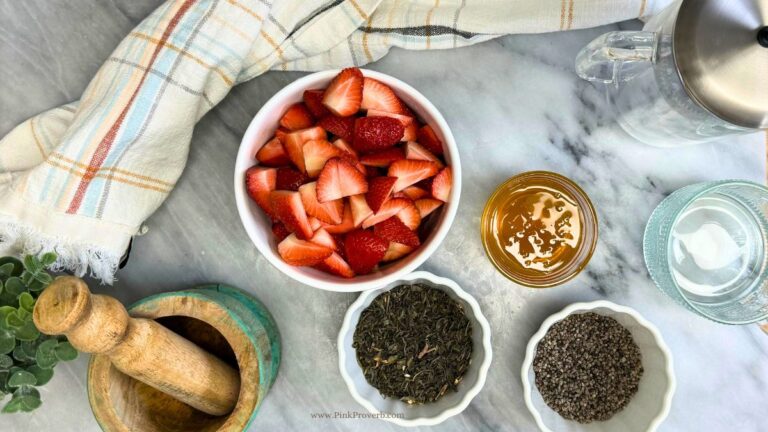Strawberry Green Tea & Chasteberries: Tea for Menstrual Cramps